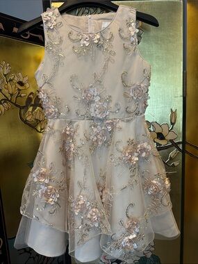 Rare Editions Cream and Gold Floral Appliqué Party Dress